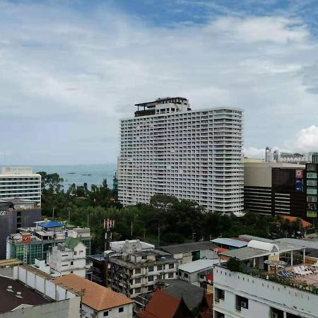 The Base Pattaya Aparthotel Екстериор снимка