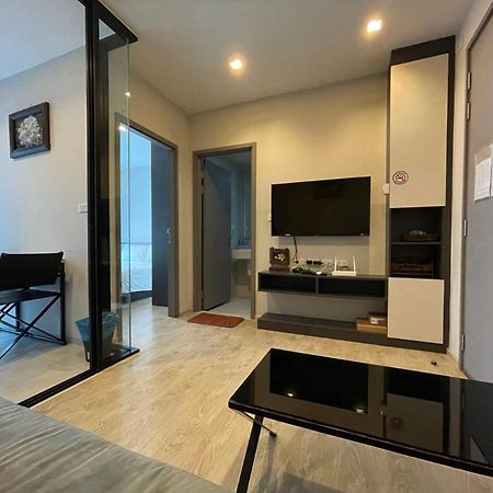 The Base Pattaya Aparthotel Екстериор снимка