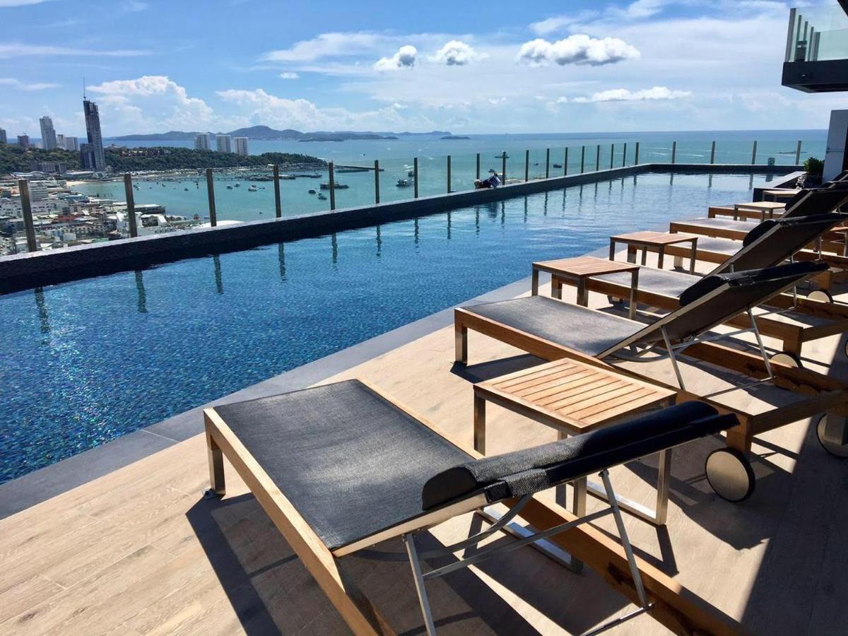 The Base Pattaya Aparthotel Екстериор снимка