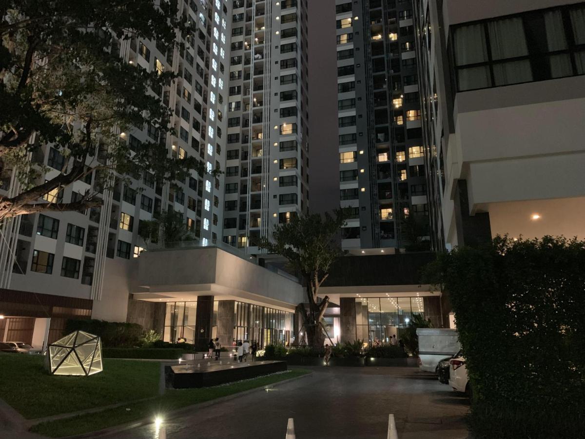 The Base Pattaya Aparthotel Екстериор снимка