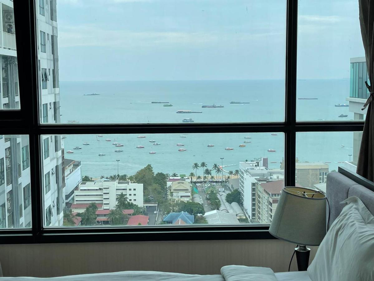 The Base Pattaya Aparthotel Екстериор снимка